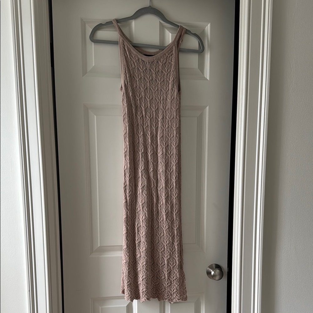 Elegant Tan Sleeveless Dress